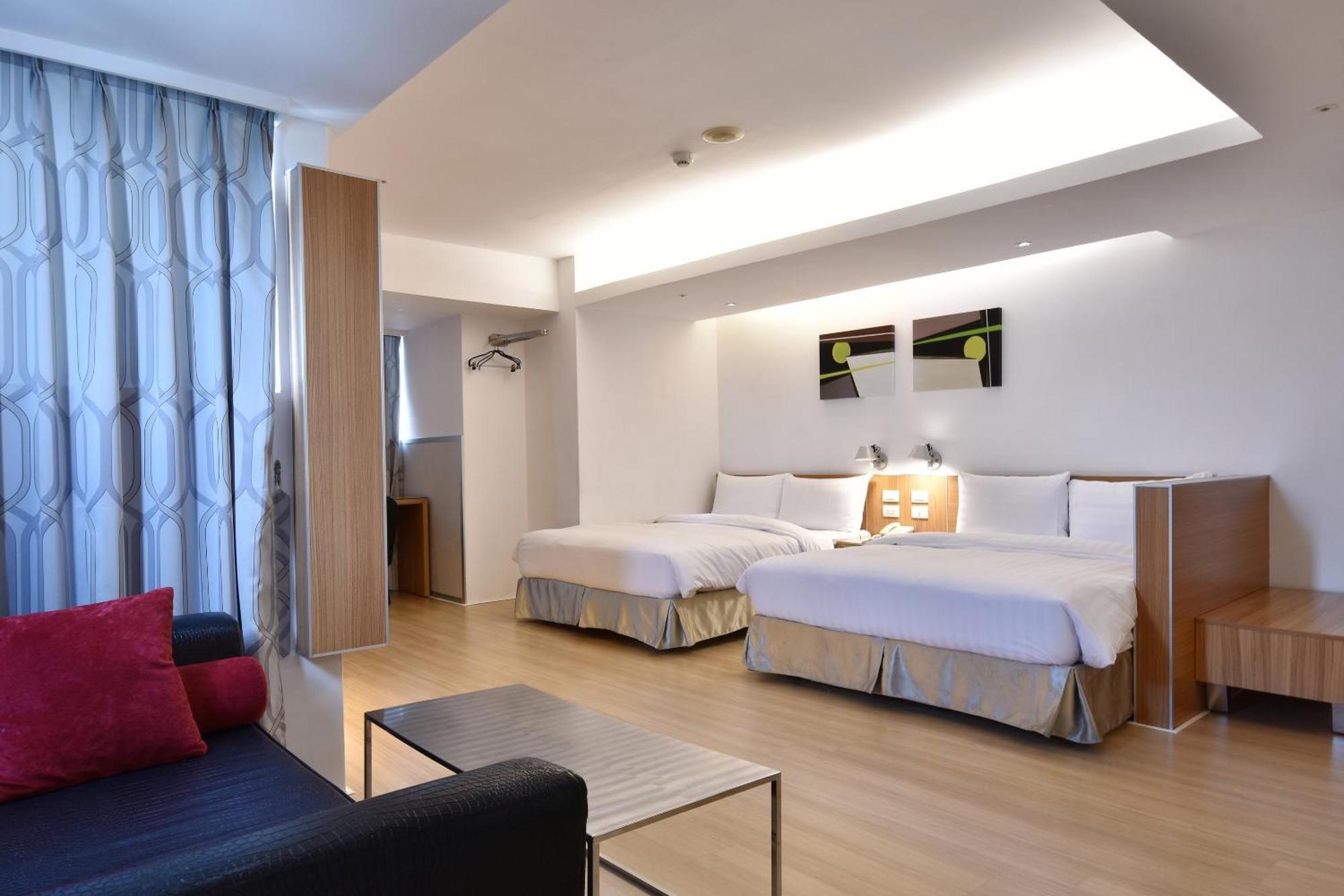 Hotel Hi - Xinmin Цзяи Экстерьер фото